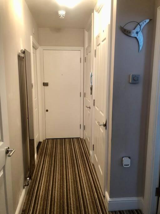 Flat In Blue Plaque Building Apartment London Exterior photo